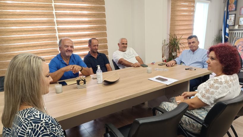 Έκτακτη σύσκεψη στην Αντιπεριφέρεια,  για την αντιμετώπιση της ευλογιάς των αιγοπροβάτων Καλαϊτζίδης: Η πολιτεία οφείλει να στηρίξει τον πρωτογενή τομέα πριν να είναι πολύ αργά