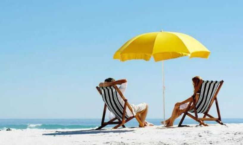Κοινωνικός τουρισμός 2020: Οι δικαιούχοι του ΟΑΕΔ για διακοπές με voucher