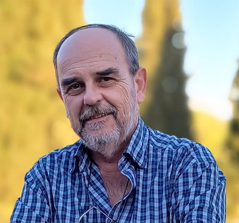 «Μεταξύ Ιστορίας και Θρύλου»   Η ΧΛΑΜΥΔΑ ΤΟΥ ΒΑΣΙΛΙΑ