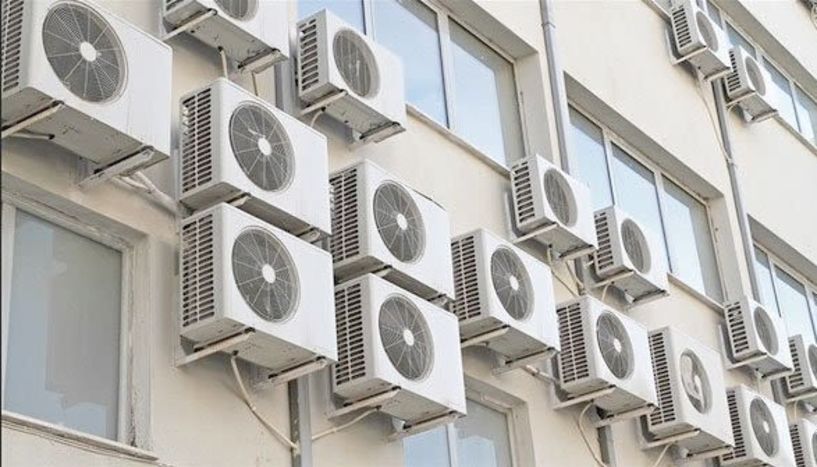Δημόσιο: Εξοικονόμηση ενέργειας, κλιματιστικά στους 26 – 27 βαθμούς, συντηρήσεις καυστήρων και ορισμό ενεργειακού υπεύθυνου για την τήρηση των μέτρων