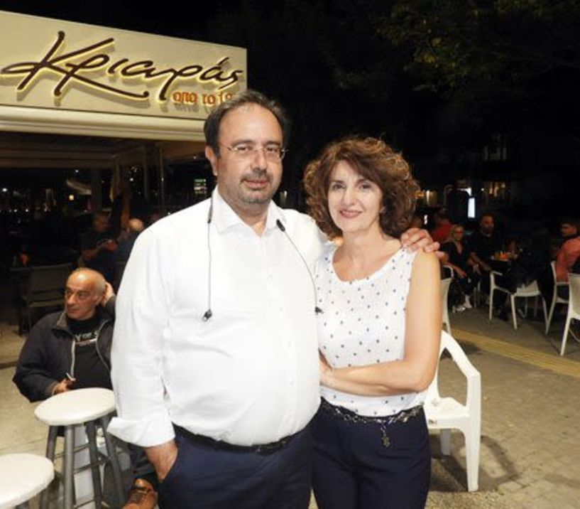 Πιο χαλαρά και οικογενειακά,  μετά το προεκλογικό «κατοστάρι» 