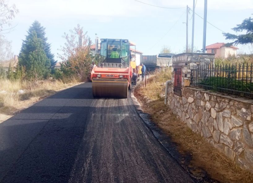 Ασφαλτοστρώσεις χωματόδρομων στο Σέλι