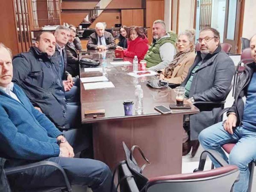 Σύσκεψη εκπροσώπων των ελευθέρων επαγγελματιών στα γραφεία του Δικηγορικού Συλλόγου Βέροιας