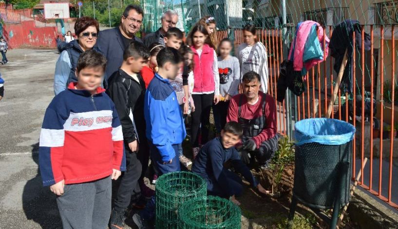 Το 9ο Δημοτικό Σχολείο Βέροιας ευχαριστεί  τη Διεύθυνση Πρασίνου και Περιβάλλοντος του Δήμου Βέροιας 