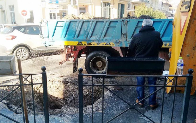 Παραλίγο... λίρες στη Βενιζέλου!