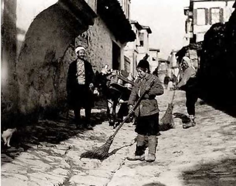 Έργον ουδέν όνειδος…Του Πάρη Παπακανάκη