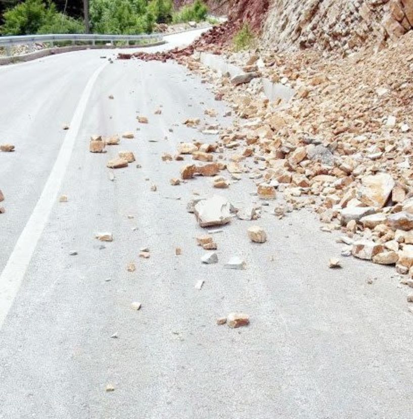 Παράταση κυκλοφοριακών ρυθμίσεων για εργασίες συντήρησης στο Εθνικό και Επαρχιακό  οδικό Δίκτυο  της Π.Ε. Ημαθίας 