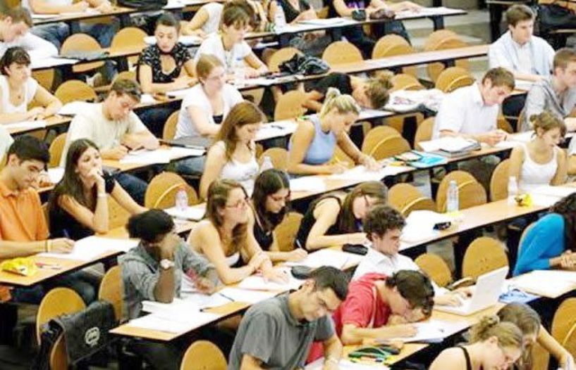 74.692 οι εισακτέοι φέτος σε Πανεπιστήμια και ΤΕΙ
