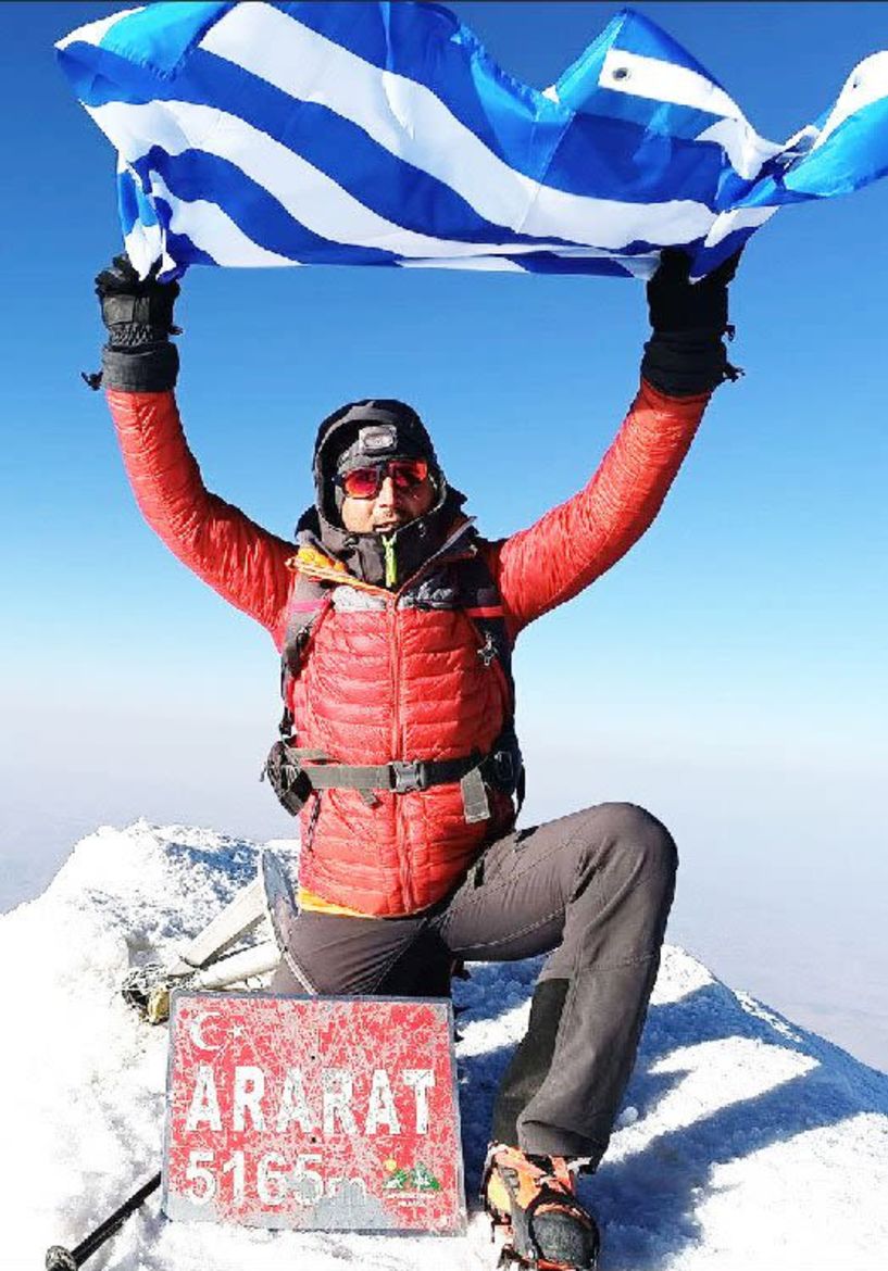 Στην κορυφή  του Αραράτ  ο Γιώργος Καισαρίδης!