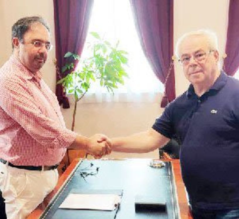Μετά τον θάνατο του Χρήστου Κεφτέ, ορκίστηκε πρόεδρος Πολυδενδρίου,  ο Ηλίας Μπατσαράς
