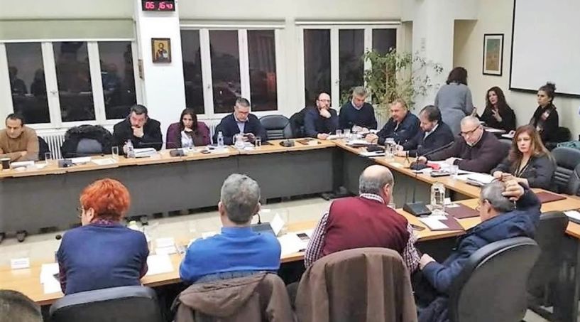 Το Δημοτικό Συμβούλιο καταδικάζει  την υποβάθμιση του ΕΦΚΑ Νάουσας  - Τον αρμόδιο υπουργό κατήγγειλε ο δήμαρχος