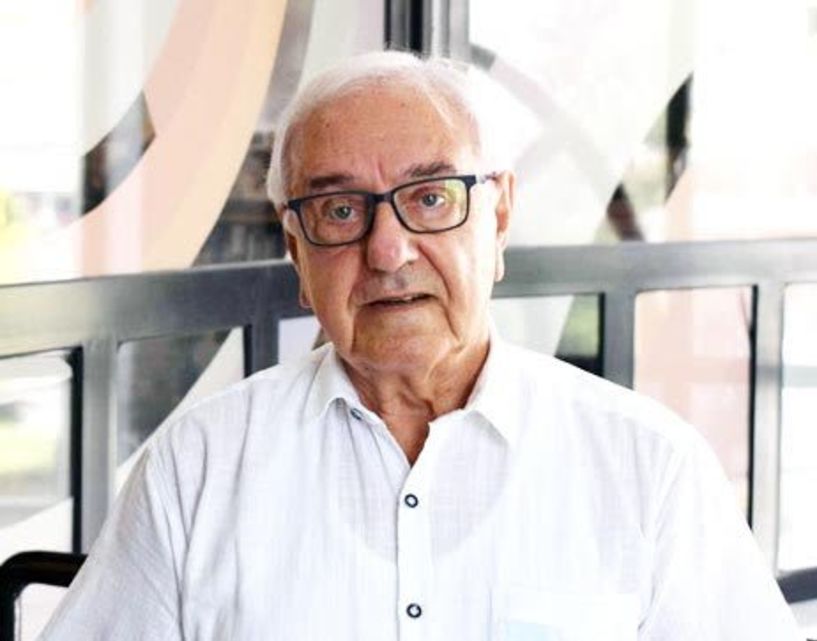 Γιάννης Αβραμίδης: 83 χρόνια με «το κεφάλι ψηλά και τον λαιμό αλύγιστο»