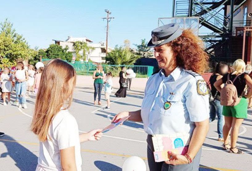 Ποιες οδηγίες για ασφαλή μετακίνηση στο σχολείο, δίνει η Αστυνομία σε μαθητές- γονείς και στην Ημαθία