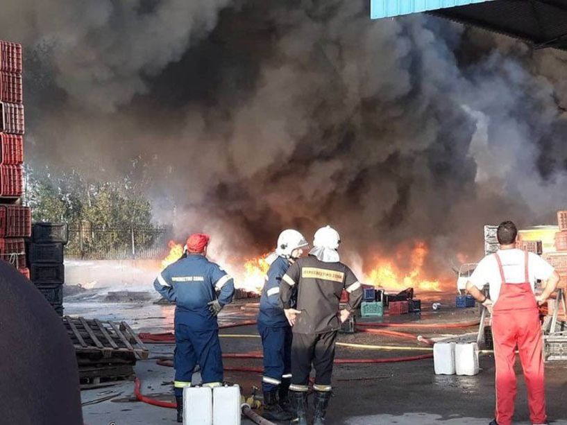 Μεγάλη δύναμη της Πυροσβεστικής Υπηρεσίας Βέροιας για την   κατάσβεση φωτιάς σε διαλογητήριο, με υλικές μόνο ζημιές