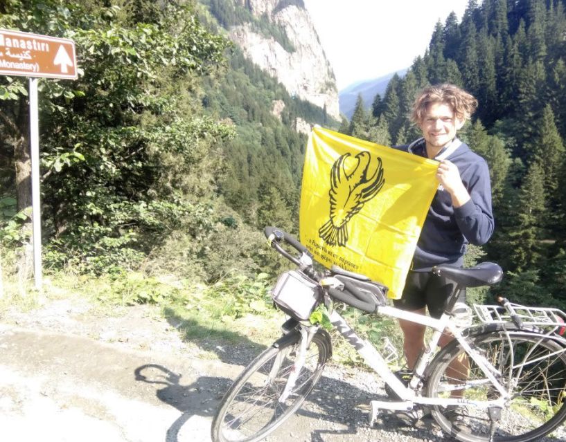 Ταξιδεύοντας 2000 χιλιόμετρα με το ποδήλατο Γιώργος Λυπηρίδης: Από την Παναγία Σουμελά της Βέροιας στην Παναγία Σουμελά της Τουρκίας