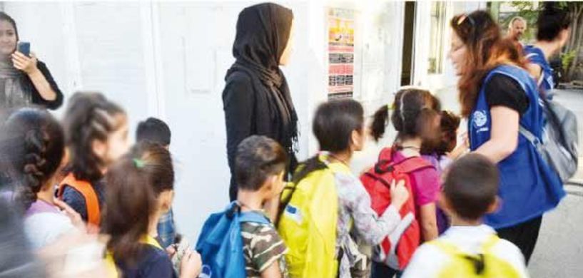 Με νέο σχέδιο νόμου υποχρεωτική  η φοίτηση προσφυγόπουλων στα σχολεία 