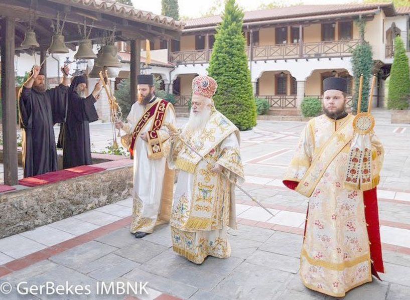 Για την εορτή της Ζωοδόχου Πηγής πανηγύρισε χθες η Ιερά Μονή Παναγίας Δοβρά