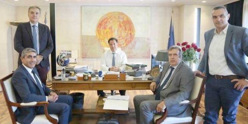Δεσμεύσεις της κυβέρνησης για τον εμπορικό κόσμο στη συνάντηση της ΕΣΕΕ  με τον Άδωνη Γεωργιάδη