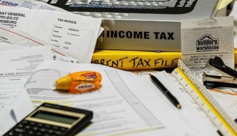 ΑΑΔΕ: Άνοιξε η πλατφόρμα υποβολής αιτήσεων για χωριστές φορολογικές δηλώσεις ζευγαριών -Πλεονεκτήματα, μειονεκτήματα και απορίες