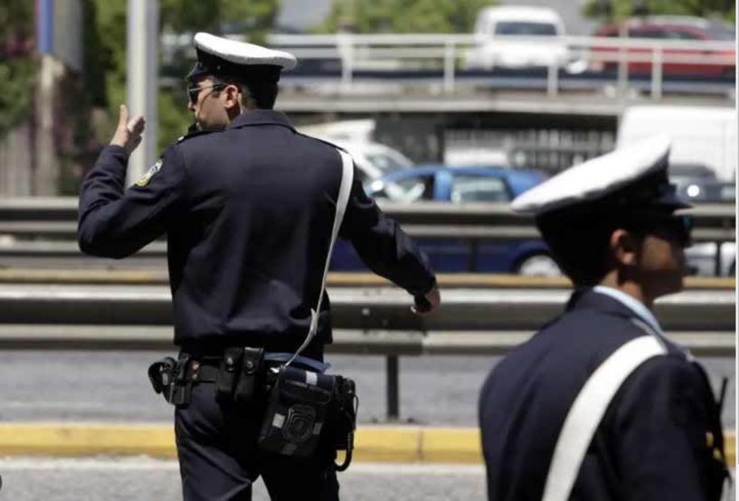 Αυξημένα μέτρα της Τροχαίας σε όλη την επικράτεια κατά την εορταστική περίοδο των Χριστουγέννων, της Πρωτοχρονιάς και των Θεοφανείων