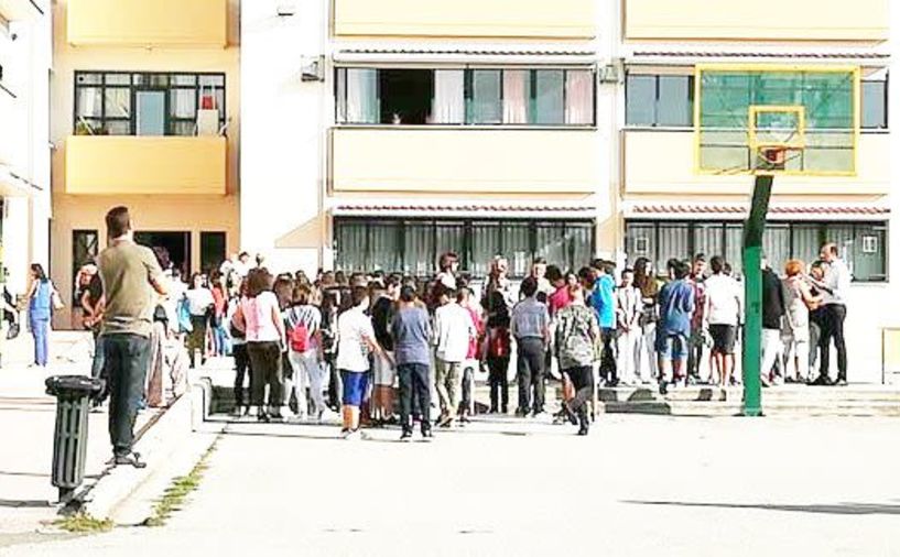Την Τρίτη ανοίγουν  τα σχολεία