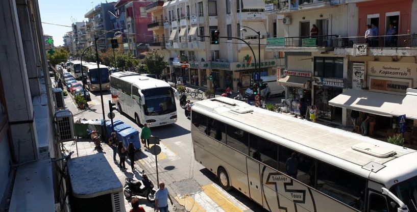 Πορεία διαμαρτυρίας με λεωφορεία, από τους τουριστικούς πράκτορες, στο κέντρο της Βέροιας -  Ποια διαδρομή θα ακολουθήσουν