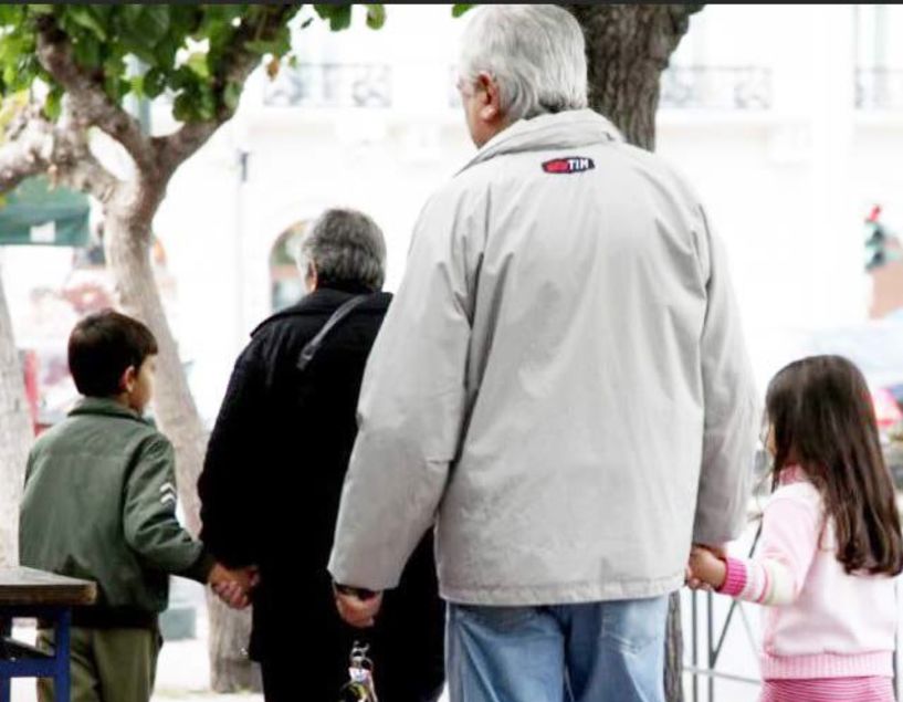 Και οι παππούδες θα πληρώνουν διατροφή