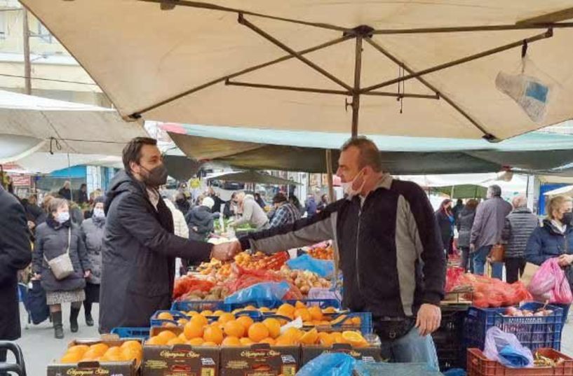 Στη Λαϊκή της Βέροιας ο Τάσος Μπαρτζώκας