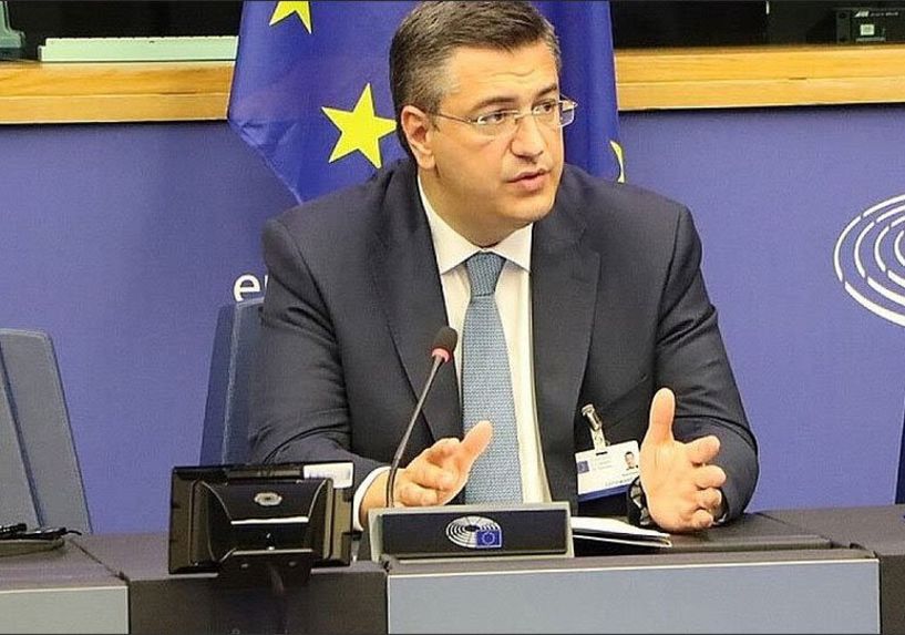 Απ. Τζιτζικώστας: Πράξη ακραίας προκλητικότητας της Τουρκίας, η απαγόρευση εισόδου μου στη Σμύρνη
