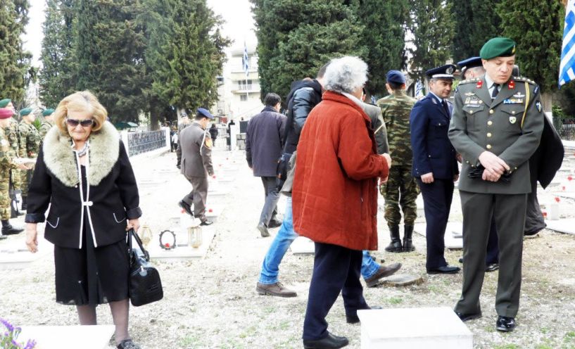 Παρούσα κάθε χρόνο στα στρατιωτικά νεκροταφεία