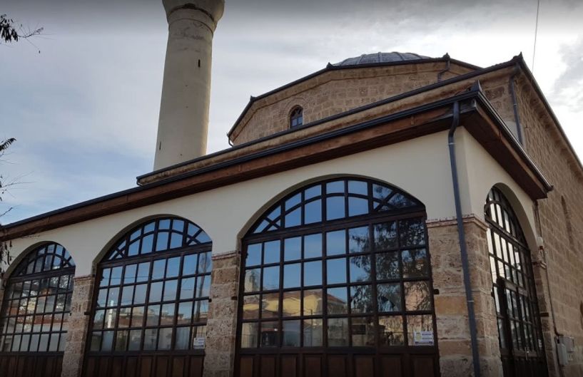 Πίσω από το Παύλειο Πολιτιστικό Κέντρο, στο Βήμα  του Απ. Παύλου θα κατασκευαστούν δημόσιες τουαλέτες