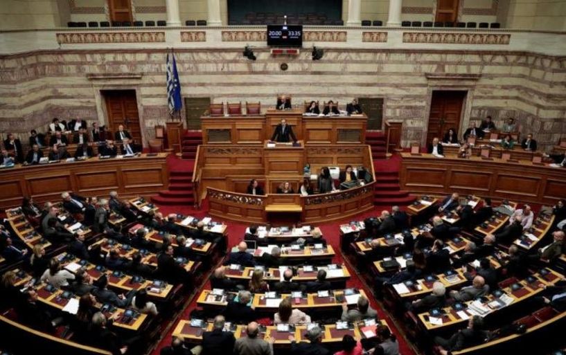 Διαγραφές, μεταγραφές…και επί τόπου αναστροφές!