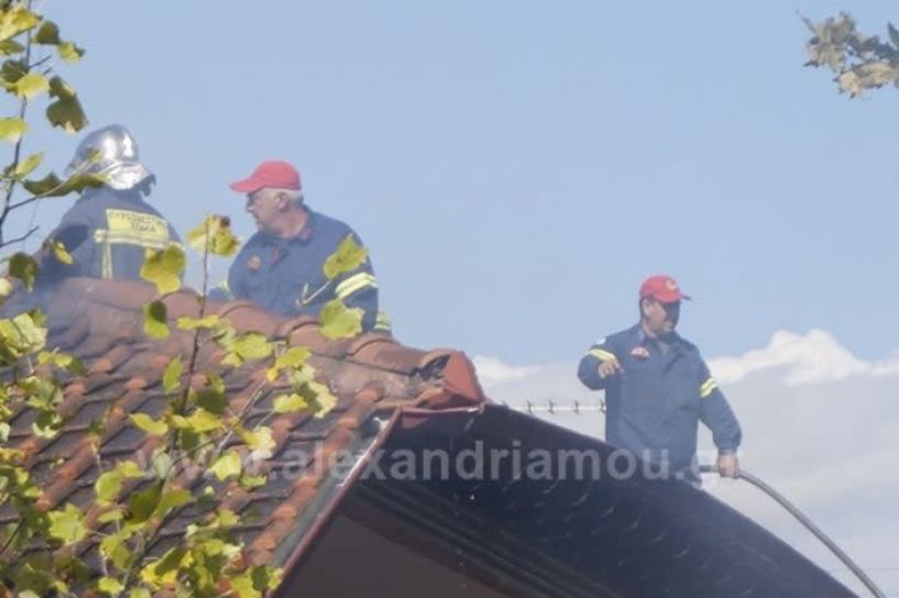 Φωτιά σε μονοκατοικία στην Αλεξάνδρεια Ημαθίας