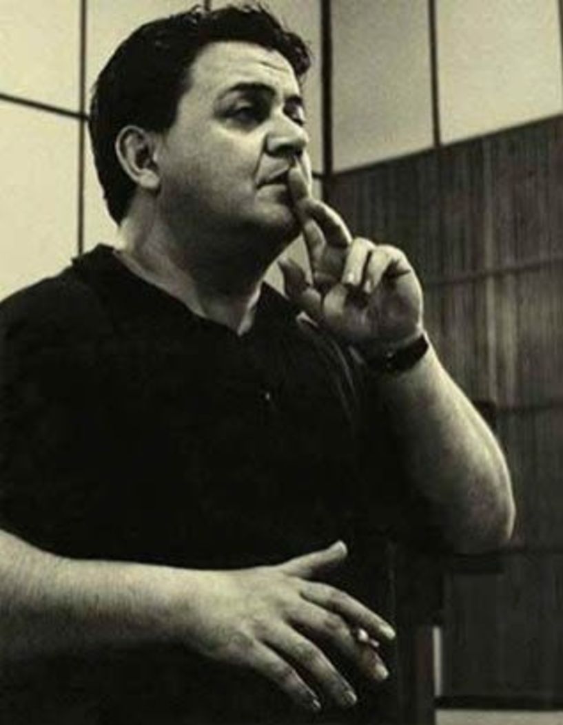 ΤΟ  ΑΦΙΕΡΩΜΑΤΙΚΟ  ΕΤΟΣ  ΣΤΟ ΜΑΝΟ ΧΑΤΖΗΔΑΚΙ