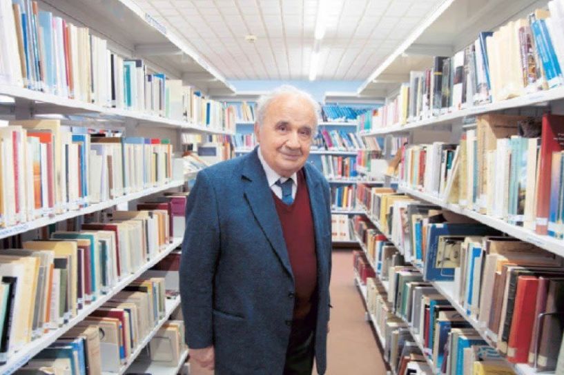 17.400 βιβλία της προσωπικής συλλογής του Γεώργιου Χ. Χιονίδη στην  Δημόσια Κεντρική Βιβλιοθήκη της Βέροιας - Ευχαριστήριο