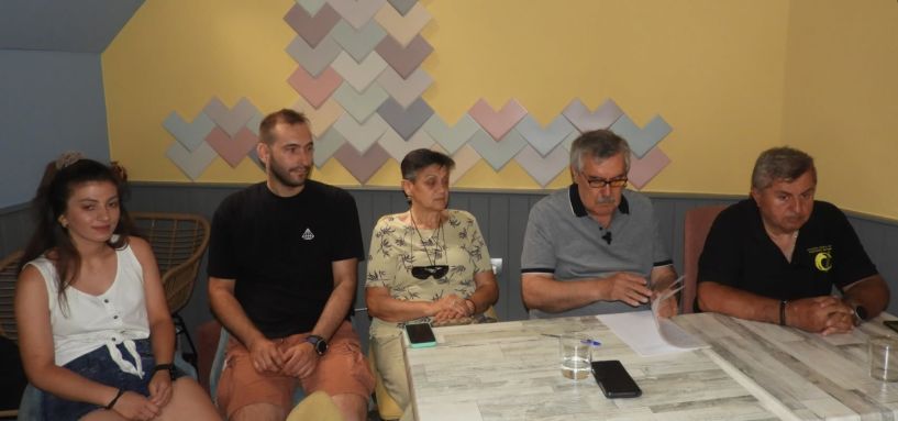 Με Άντζελα Δημητρίου στη λαϊκή βραδιά, το φετινό καλλιτεχνικό τετραήμερο   του «Ευστάθιου Χωραφά», στην Πατρίδα -Παρουσιάστηκε χθες το πρόγραμμα από τον πρόεδρο του Συλλόγου