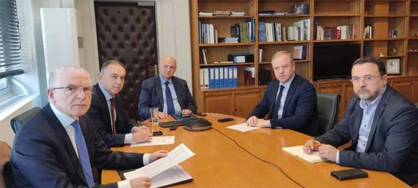 Ευρεία σύσκεψη στο ΥΠΑΑΤ για την αντιμετώπιση του παγετού σε περιοχές της χώρας και στην Ημαθία