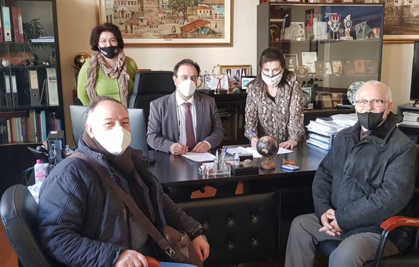 Υπογραφή δωρεάν παραχώρησης του κτιρίου «Βούλας Χατζήκου» στον Εκπολιτιστικό Σύλλογο Μικρασιατών Ν. Ημαθίας