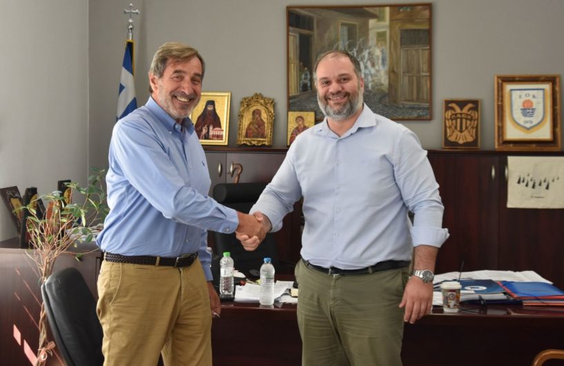 Δήμος Νάουσας: Ξεκινάει η αναβάθμιση του Δημοτικού Γηπέδου Νάουσας